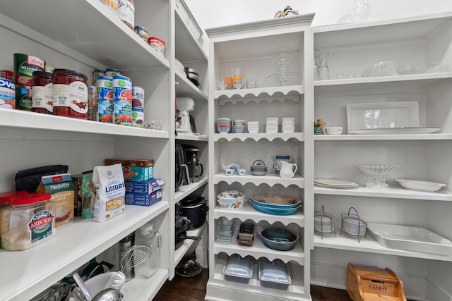 2060 Fontenay Pl, Upper Arlington, OH 43220 - view of pantry