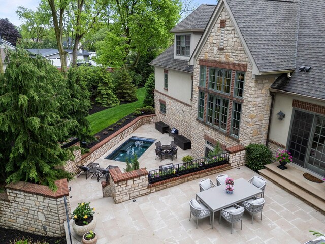 2060 Fontenay Pl, Upper Arlington, OH 43220 - view of patio with outdoor dining area and outdoor lounge area