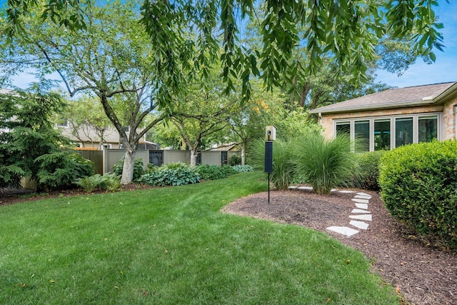 2790 Alliston Ct, Columbus, OH 43220 - view of yard
