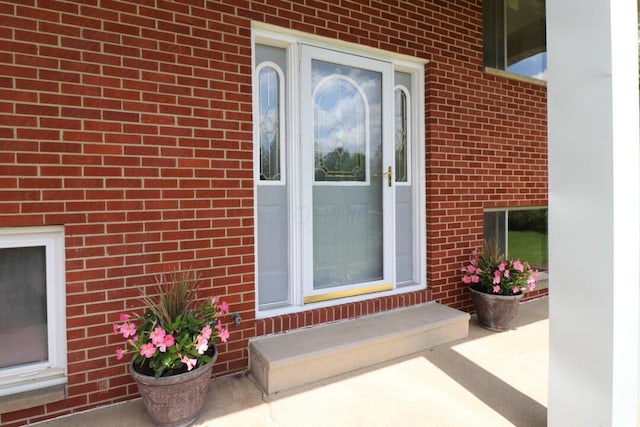 1294 Kings Corners Rd E, Mansfield, OH 44904 - entrance to property featuring brick siding