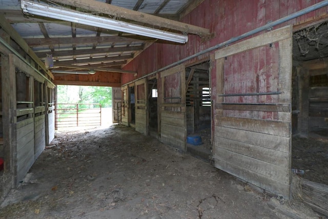 1294 Kings Corners Rd E, Mansfield, OH 44904 - view of stable
