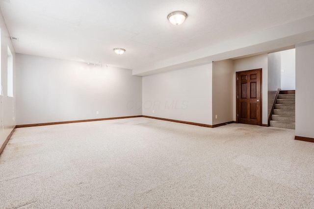 6923 Bishops Crossing Cir, Dublin, OH 43016 - finished below grade area featuring carpet and stairs