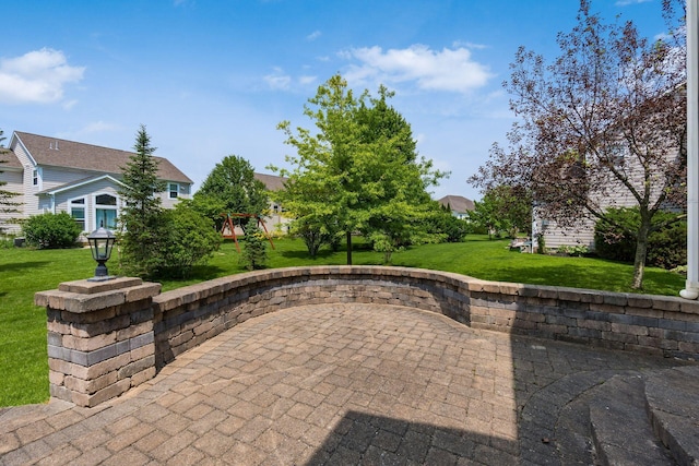 6923 Bishops Crossing Cir, Dublin, OH 43016 - view of patio / terrace