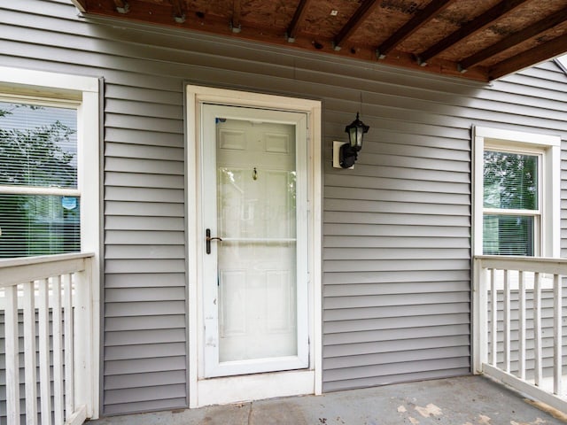 84 Meek Ave, Columbus, OH 43222 - view of exterior entry