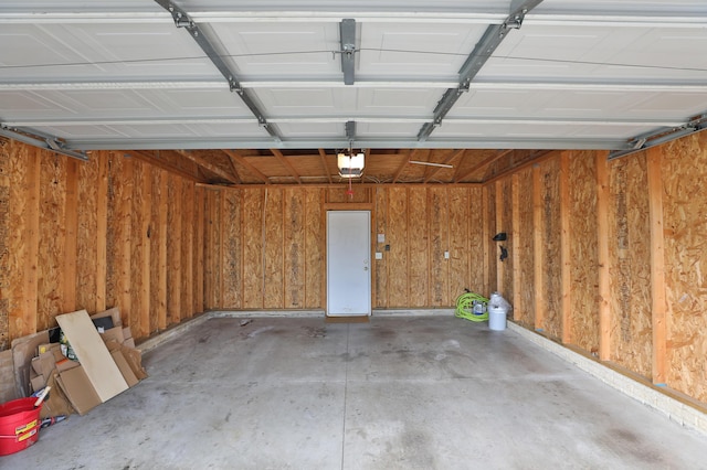 524 Autumn Ridge Cir, Pickerington, OH 43147 - garage featuring a garage door opener