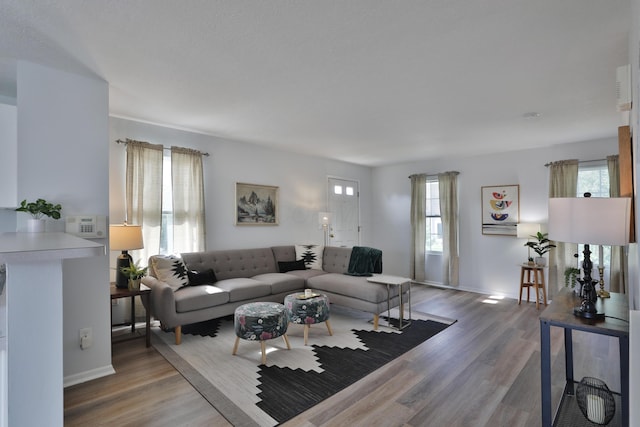 524 Autumn Ridge Cir, Pickerington, OH 43147 - living area featuring wood finished floors and baseboards
