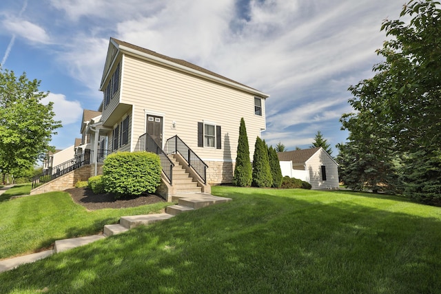 524 Autumn Ridge Cir, Pickerington, OH 43147 - view of front facade featuring a front yard and stairway