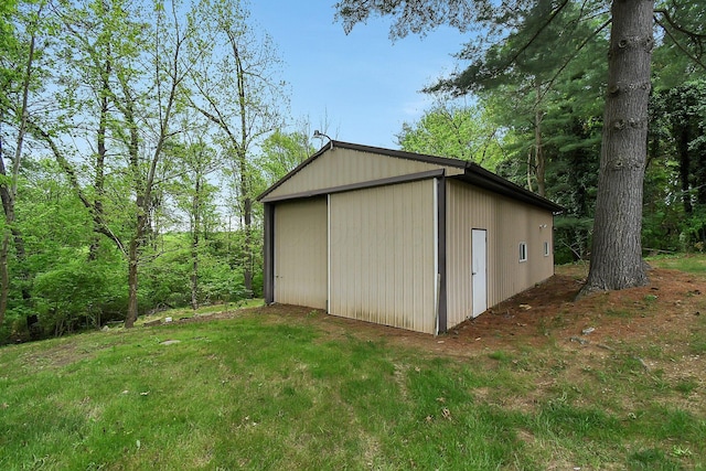 2116 Dunzweiler Dr, Zanesville, OH 43701 - view of outbuilding with an outdoor structure