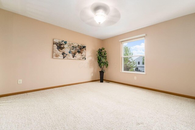 8096 Willow Brook Crossing Dr, Blacklick, OH 43004