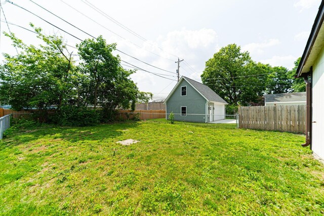 1272 Broadview Ave, Columbus, OH 43212 - view of yard