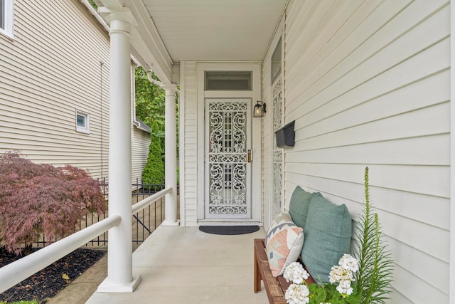 1057 Harrison Ave, Columbus, OH 43201 - entrance to property featuring covered porch