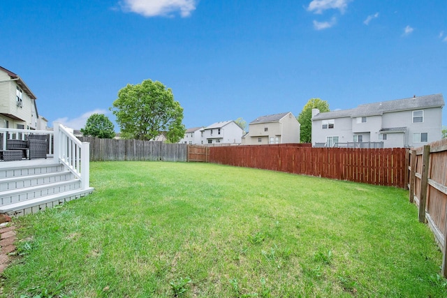 view of yard featuring a residential view