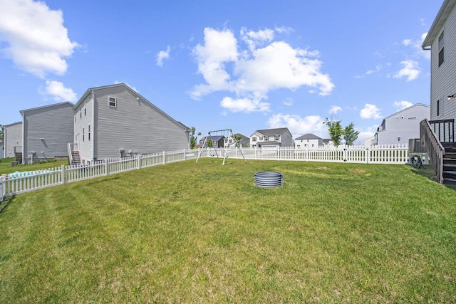 136 Bigelow Dr, Johnstown, OH 43031 - view of yard with a residential view