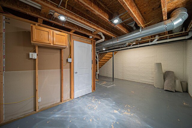 1019 Wallace Dr, Delaware, OH 43015 - unfinished below grade area featuring stairway