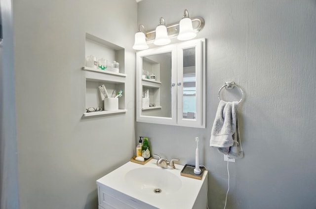114 Roosevelt Dr, Springfield, OH 45504 - bathroom featuring vanity