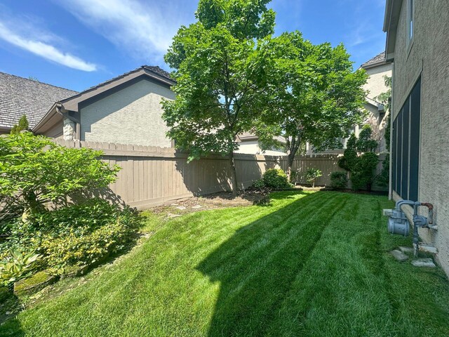 5754 N Loch Maree Ct N, Dublin, OH 43017 - view of yard