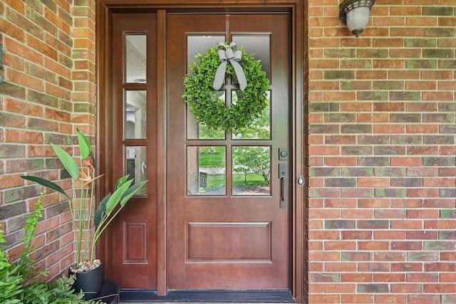 499 Wickham Way, Columbus, OH 43230 - entrance to property featuring brick siding
