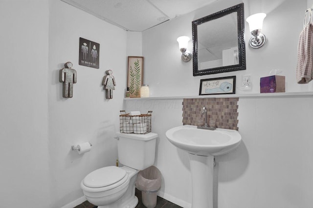 5756 Saffron Ave, Galloway, OH 43119 - bathroom featuring toilet