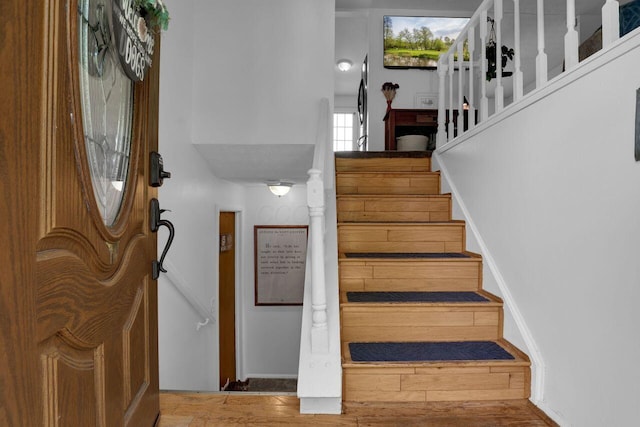 5756 Saffron Ave, Galloway, OH 43119 - stairs featuring baseboards