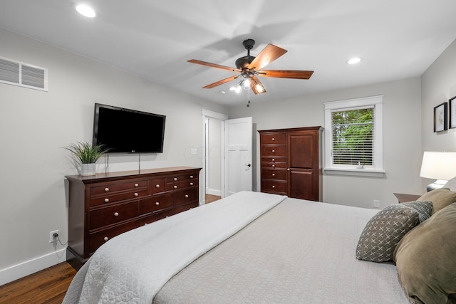 429 N Old State Rd, Delaware, OH 43015 - bedroom with dark wood-style flooring, baseboards, recessed lighting, and a ceiling fan