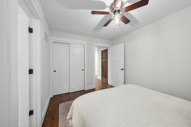429 N Old State Rd, Delaware, OH 43015 - bedroom with dark wood-type flooring, baseboards, a closet, and ceiling fan
