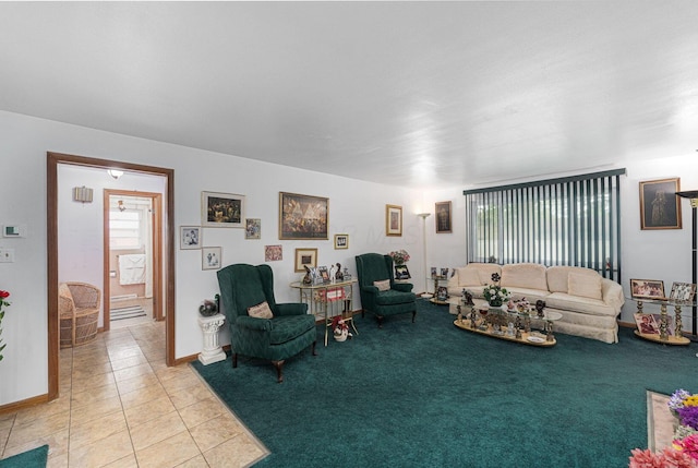 2747 Castlewood Rd, Columbus, OH 43209 - living area featuring light tile patterned floors