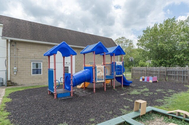64 W Springfield St, Frankfort, OH 45628 - photo 16