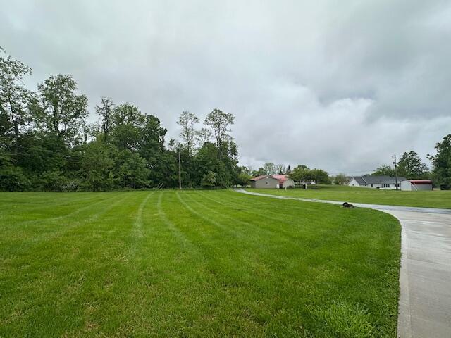 50 Stagecoach Rd, Chillicothe, OH 45601 - view of property's community with a yard
