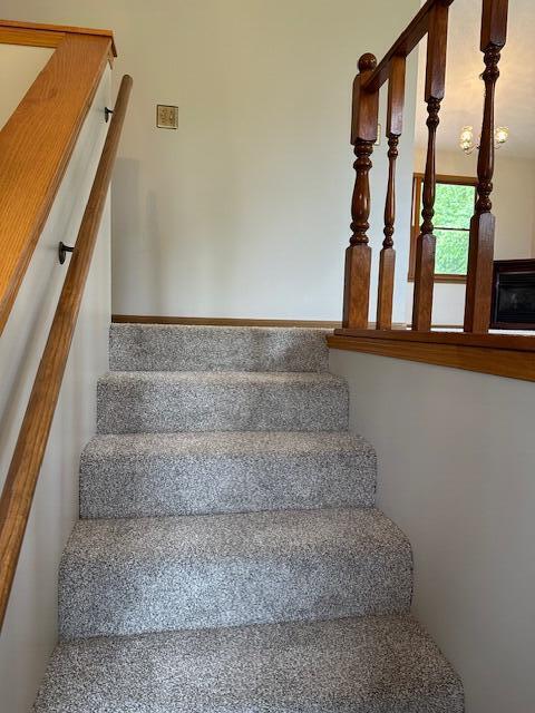 50 Stagecoach Rd, Chillicothe, OH 45601 - view of stairway