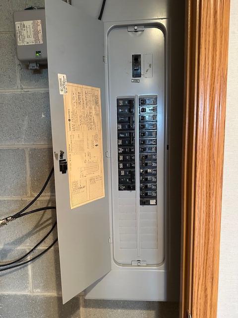 50 Stagecoach Rd, Chillicothe, OH 45601 - utilities featuring electric panel