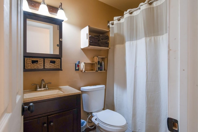 3233 Burdett Ct, Columbus, OH 43232 - full bathroom featuring toilet, vanity, and a shower with curtain