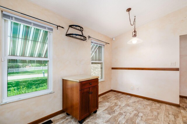 2140 Bigby Hollow St, Columbus, OH 43228 - photo 9