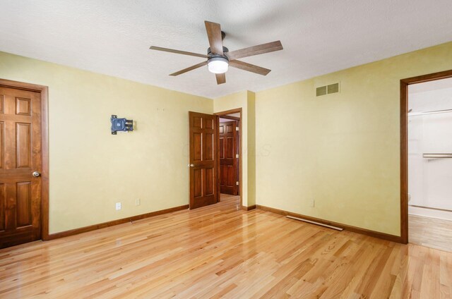 2140 Bigby Hollow St, Columbus, OH 43228 - photo 12
