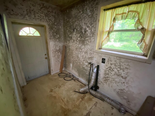 2615 Hamburg Rd SW, Lancaster, OH 43130 - laundry area featuring hookup for an electric dryer