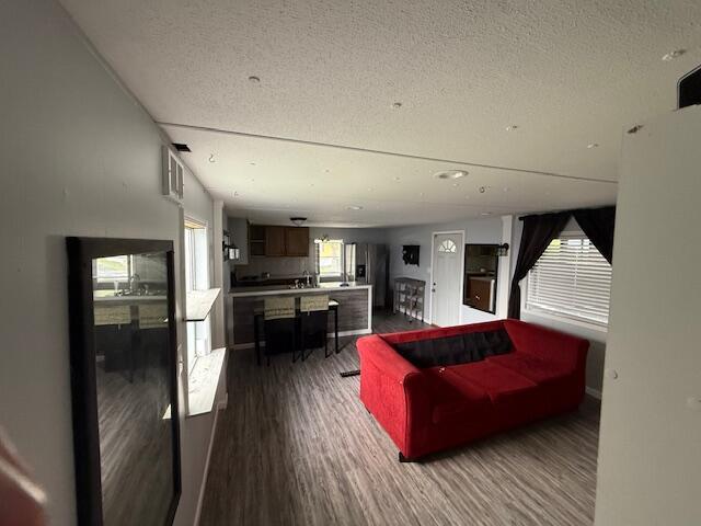 151 Cambridge Ct, Reynoldsburg, OH 43068 - photo 2