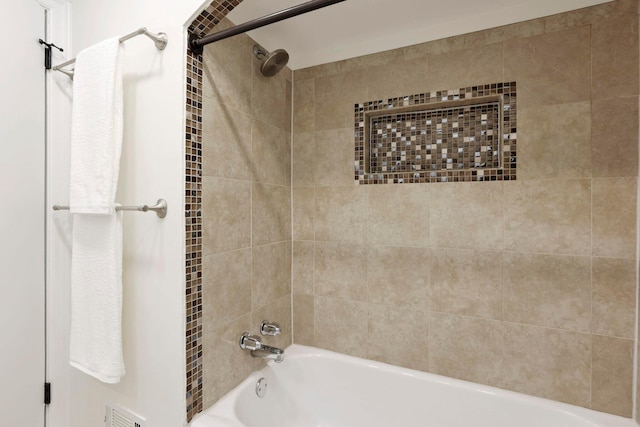 234 Rosslyn Ave, Columbus, OH 43214 - bathroom featuring tub / shower combination