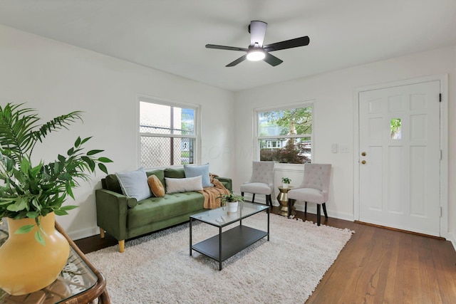 234 Rosslyn Ave, Columbus, OH 43214 - living area featuring wood finished floors, ceiling fan, and baseboards