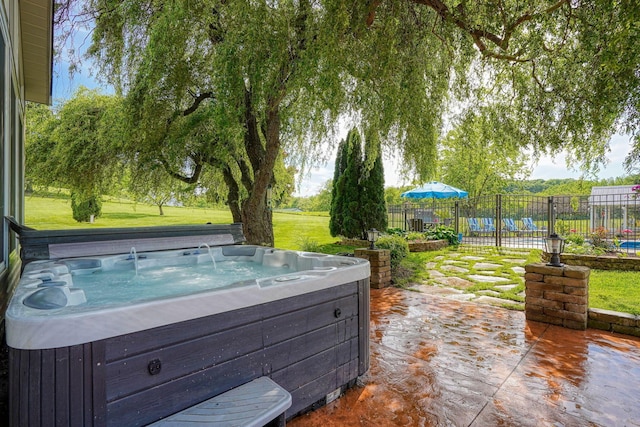 1899 Lamb Rd NW, Carroll, OH 43112 - view of patio featuring a hot tub