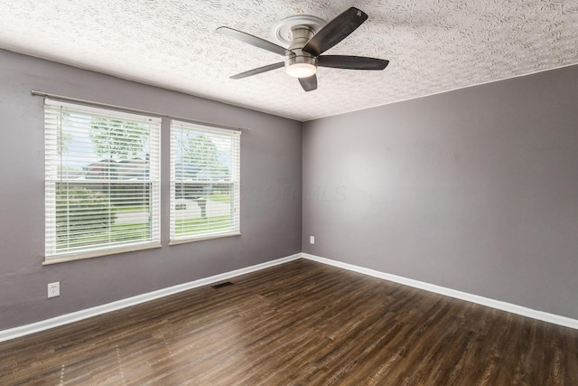 1279 Reana Dr, Galloway, OH 43119 - unfurnished room featuring wood finished floors, a ceiling fan, a textured ceiling, and baseboards