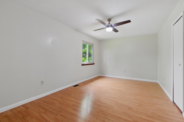 4726 Wendler Blvd, Columbus, OH 43230 - spare room featuring a ceiling fan, light wood-style flooring, and baseboards