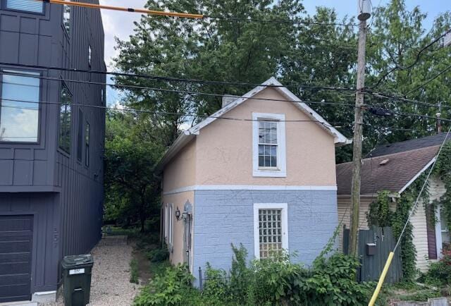 555 S Lane, Columbus, OH 43206 - photo 1