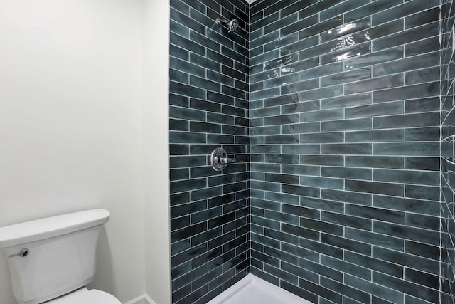 1883 Fairhaven Rd, Columbus, OH 43229 - full bath featuring a tile shower and toilet