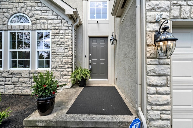 4008 Ryleland Ct, Powell, OH 43065 - entrance to property with stone siding