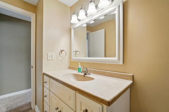 662 Pamlico St Unit Z7, Columbus, OH 43228 - bathroom with vanity