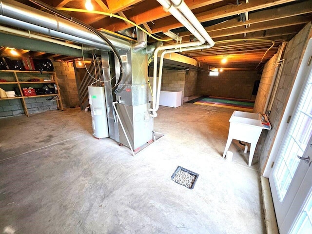 464 Highbanks Valley Dr, Newark, OH 43055 - basement featuring water heater and heating unit