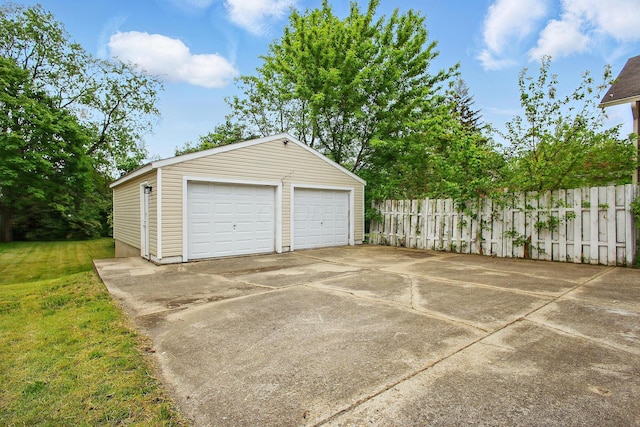 view of detached garage