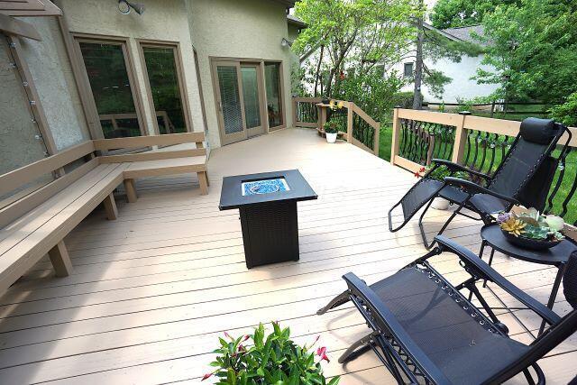 532 Woodview Rd, Westerville, OH 43081 - deck featuring an outdoor fire pit
