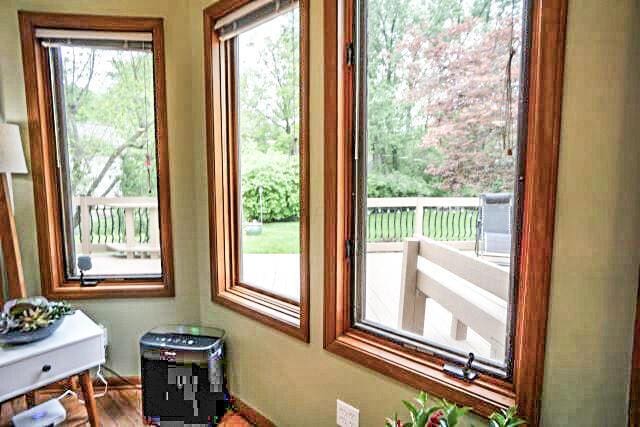 532 Woodview Rd, Westerville, OH 43081 - doorway featuring baseboards
