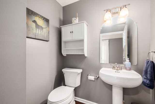 4381 Grathrine Ct, Lewis Center, OH 43035 - bathroom with toilet and baseboards