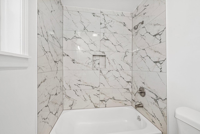 86 Arlington Ave, London, OH 43140 - full bath featuring  shower combination and toilet